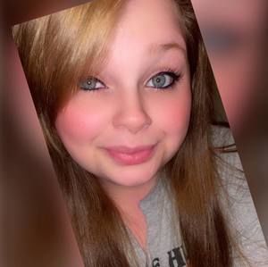 Meet your Posher, Makayla